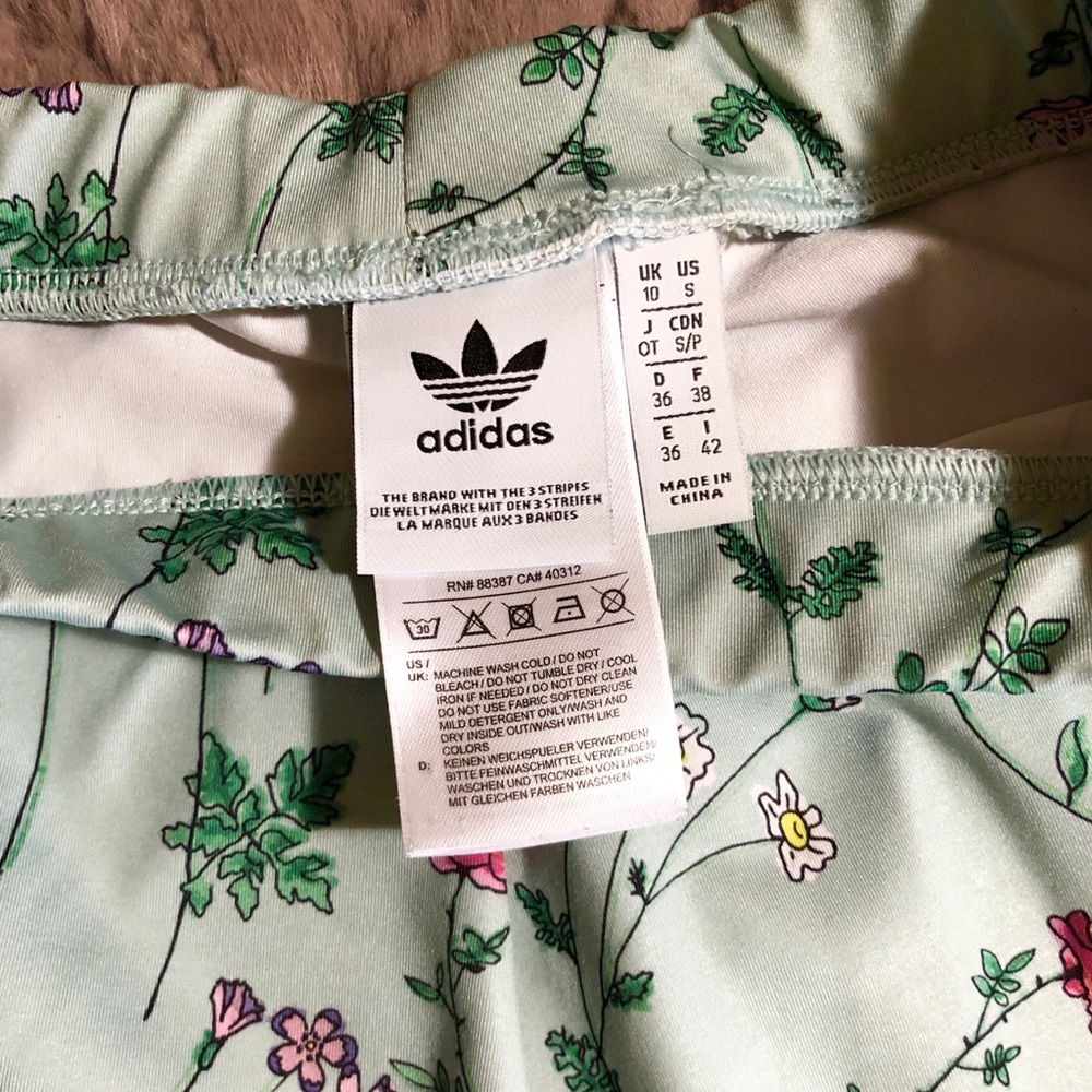 Adidas Green Floral Leggings - Picture 6 of 6